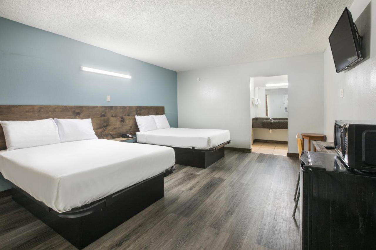 Americas Best Value Inn Stockbridge Habitación foto
