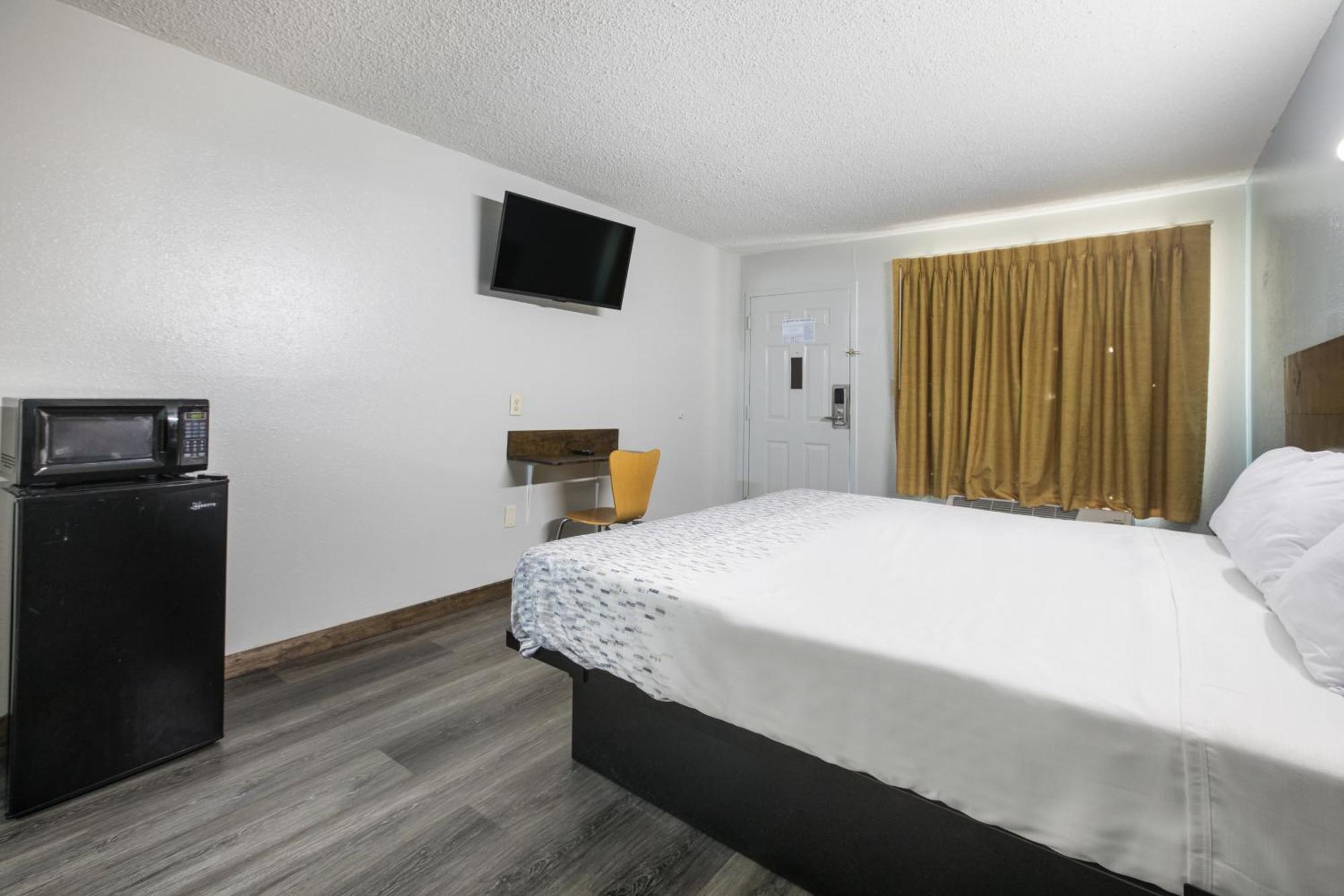 Americas Best Value Inn Stockbridge Habitación foto