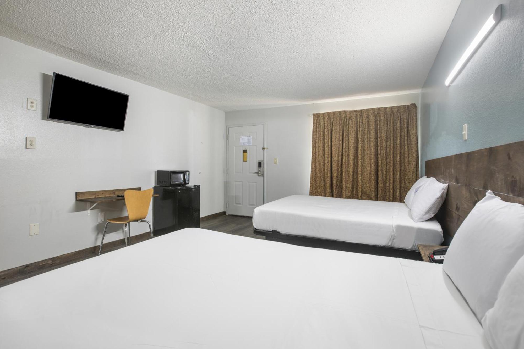 Americas Best Value Inn Stockbridge Habitación foto