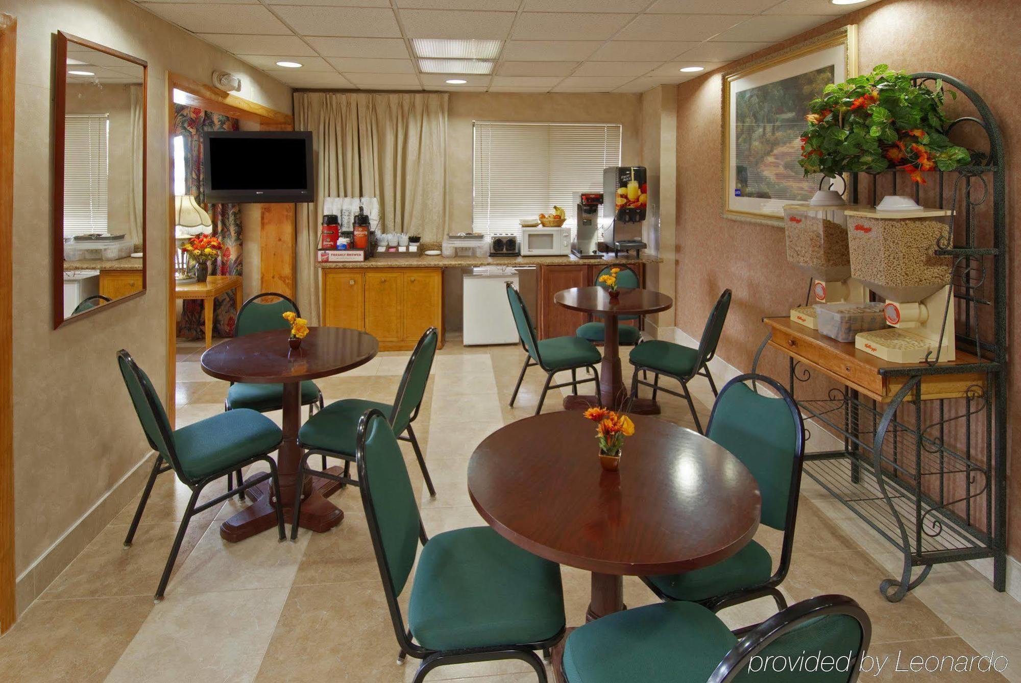 Americas Best Value Inn Stockbridge Restaurante foto